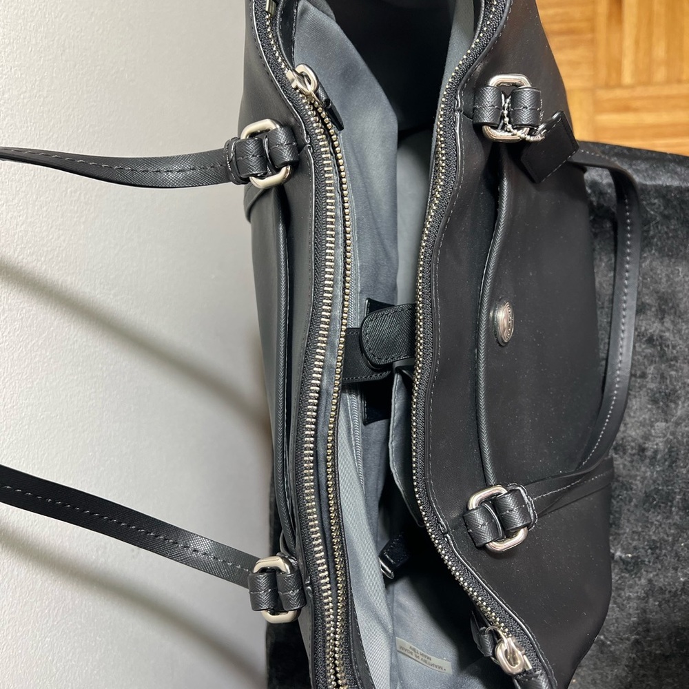Coach Black Leather Tote Bag - Picture 2 of 2